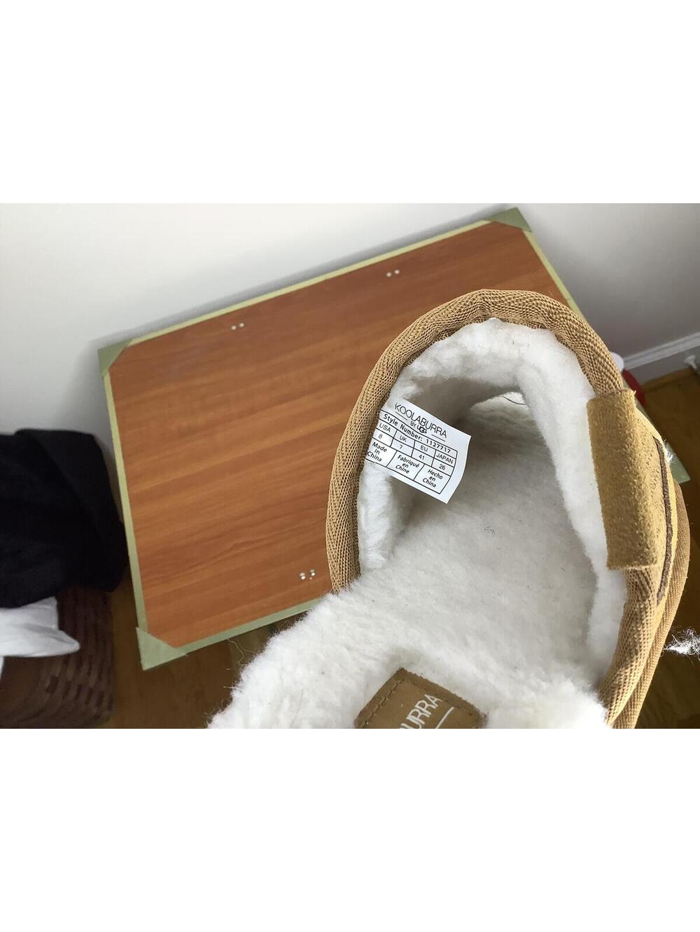 < Men’s Koolaburra by UGG Dawsen Slippers Size 8 > - Picture 3 of 5